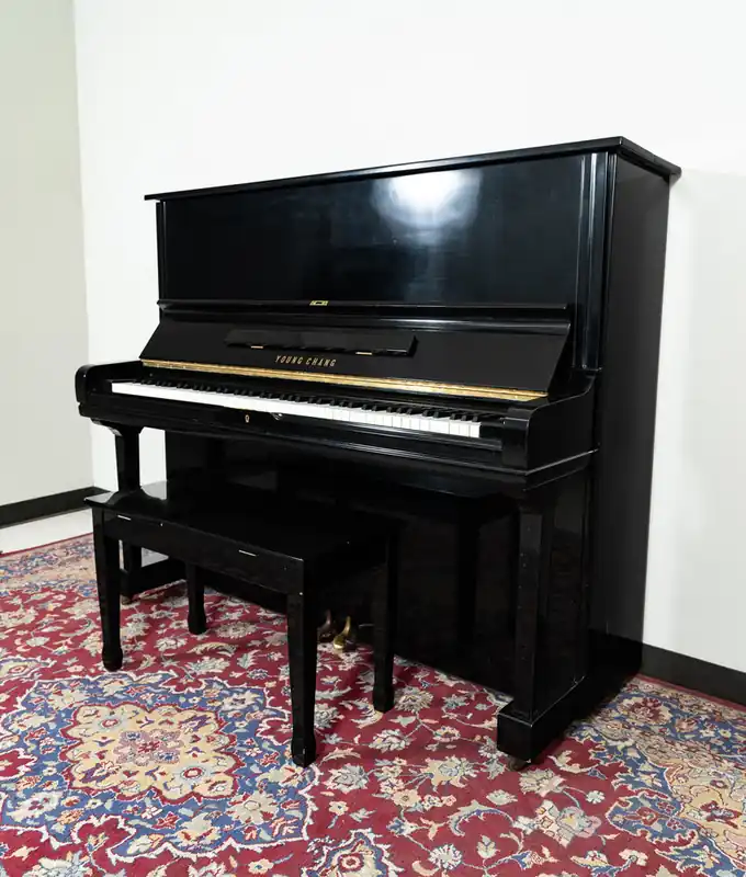 Young Chang U3 Upright Piano | Polished Ebony | SN: U314806 | Used Bargain