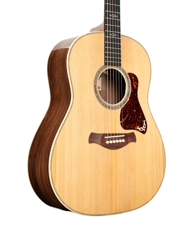 Taylor Gold Label 817e Acoustic-Electric Guitar Rosewood/Spruce - Natural Limited Offer