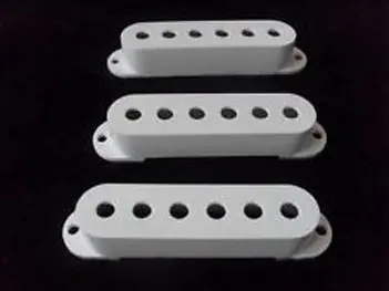 Money Back Guarantee Fender - Pick-Up COVERS(3)WH 0992034000