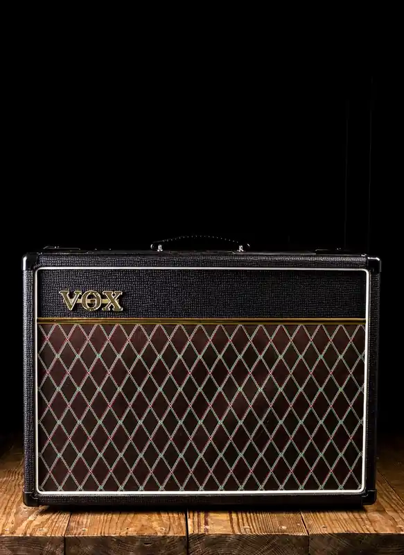 Price Cut VOX AC15 Custom - 15 Watt 1x12" Guitar Combo