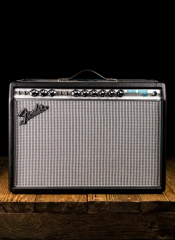 Fender '68 Custom Deluxe Reverb - 22 Watt 1x12" Guitar Combo Latest