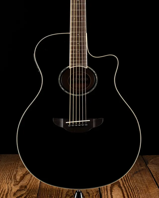Yamaha APX600 - Black Sale