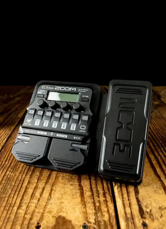 Zoom G1X FOUR Multi-Effects w/Expression Pedal Low Price