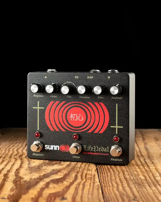 Free Shipping Earthquaker Devices Sunn O))) Octave Distortion+Booster Life Pedal V3