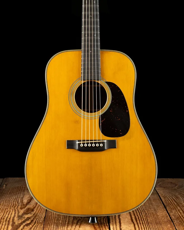 Hot Deal Martin D-28 Authentic 1937 VTS Aged - Natural