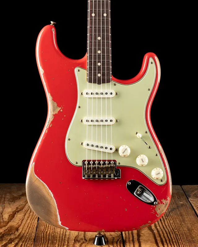 Special Discount Fender Custom Shop '62/'63 Heavy Relic Strat - Aged Fiesta Red