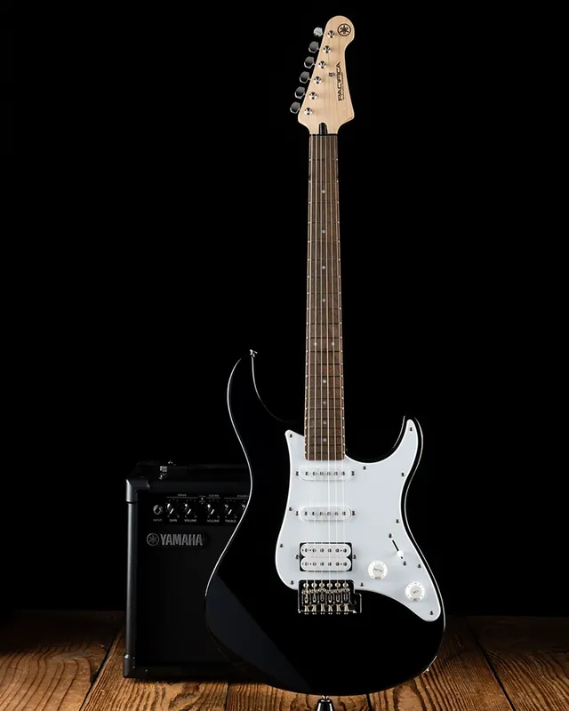 Budget Yamaha GigMaker Electric Guitar Package - Black