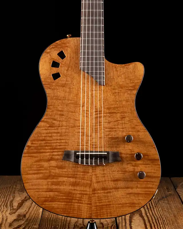 Direct From Factory Cordoba Stage Natural Nylon Electric - Amber