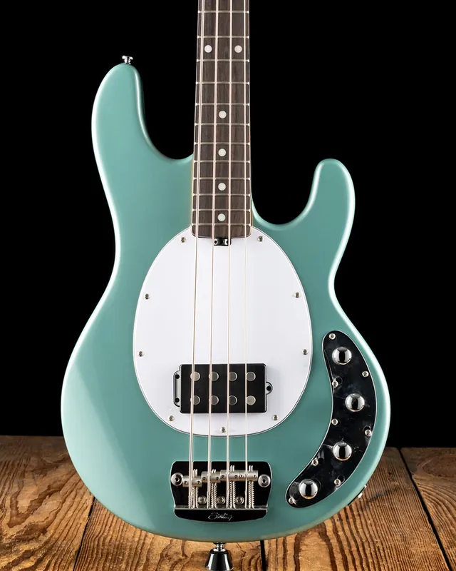 Top Rated Sterling StingRay RAY34 - Dorado Green