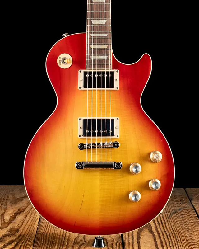 Hot Deal Gibson Les Paul Standard '60s Faded - Vintage Cherry Sunburst