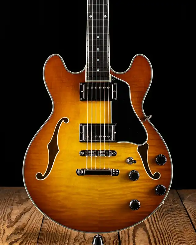 Eastman T484 Thinline - Goldburst Limited Offer