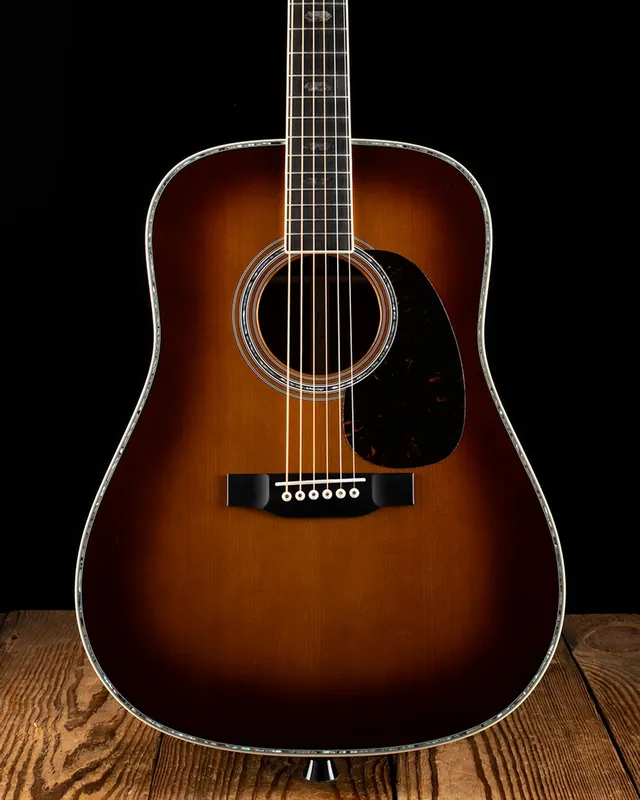 Exclusive Martin D-41 - Ambertone