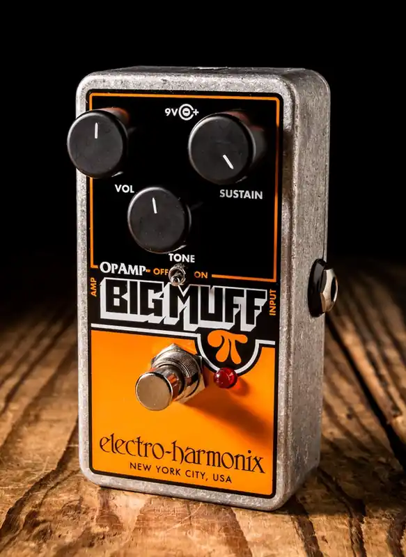 Electro-Harmonix Op-Amp Big Muff Pi Distortion/Sustainer Pedal Fan Favorite