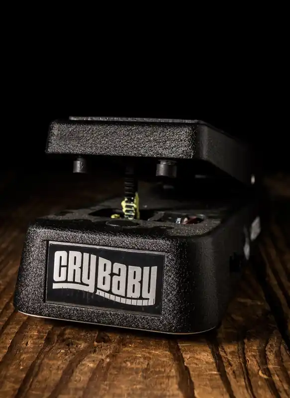 Express Delivery Dunlop 95Q Cry Baby Wah Wah Pedal