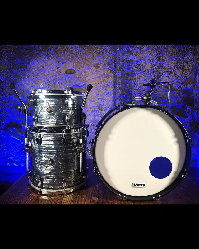 Sale Gretsch Broadkaster 3-Piece Drum Set - Sky Blue Pearl *USED*