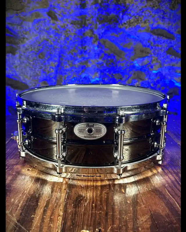 Exclusive Offer Pearl 5"x14" Sensitone Black/Brass Snare Drum *USED*