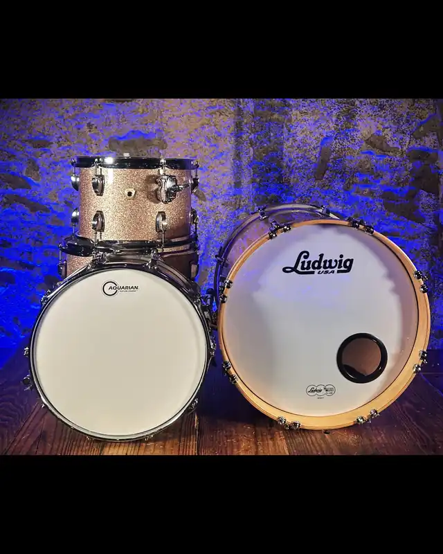 Popular Ludwig Classic Maple Jazzette 4-Piece Drum Set - Champagne Glass *USED*