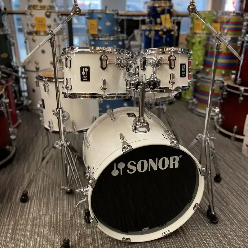 Sonor - AQ1-STUDIO-SET-PW 5-piece Set with Hardware Piano White 17500113 Crafted