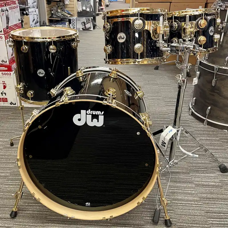 DW drums - Collectors Series 4-Piece Shell Kit Black Gold Hardware Big Sale