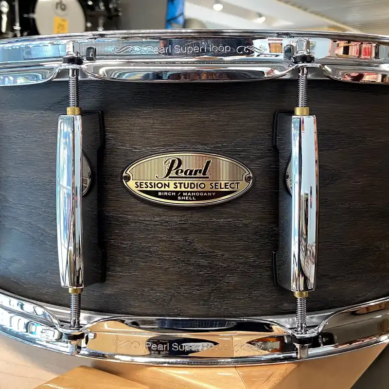 Pearl - Session Studio Select Snare 6.5x14 Black Satin Ash STS1465SC852 Budget