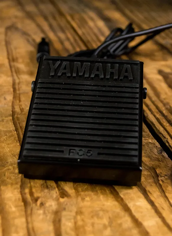 Yamaha FC5 Foot Switch Style Sustain Pedal | NStuffmusic.com Free Returns