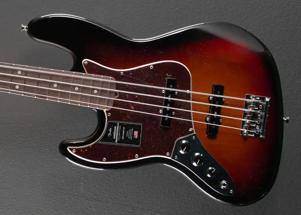 Used American Professional II Jazz Bass Left Hand '23– Dave's Guitar Shop Bargain