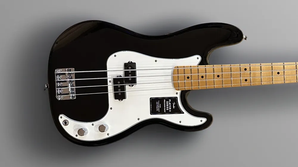 Top Rated Player II Precision Bass - Black w/Maple– Dave's Guitar Shop