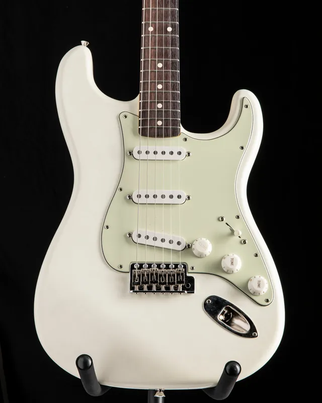 Used Nash S-63 Olympic White Hassle-Free Returns