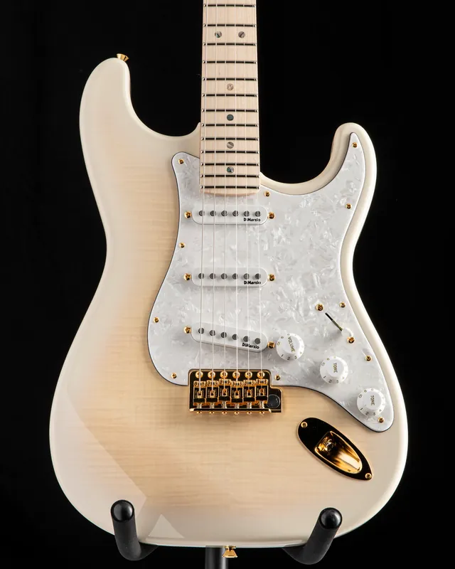 Trending Fender Richie Kotzen Stratocaster Transparent White Burst