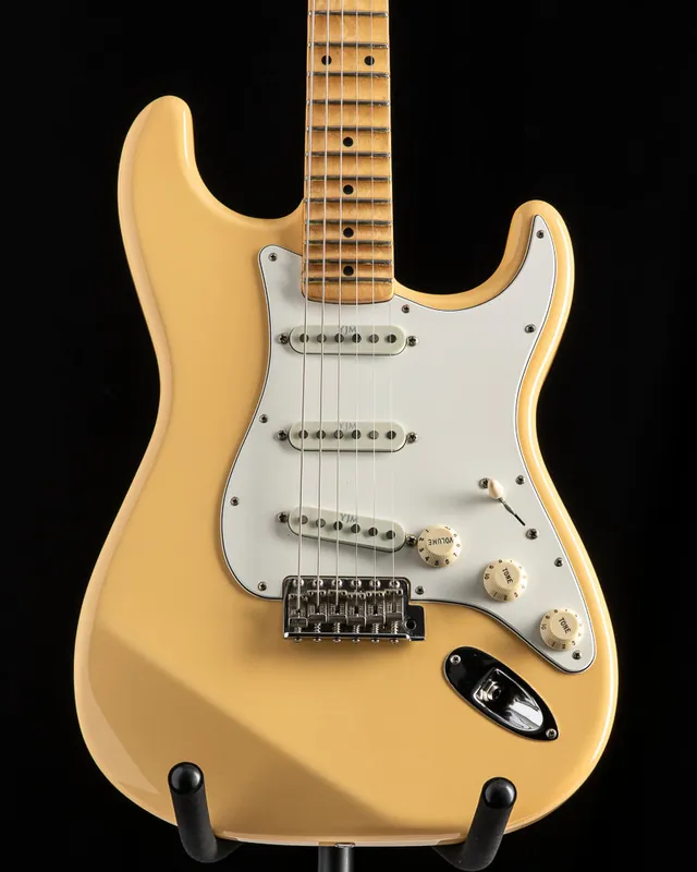 Must Have Used Fender Yngwie Malmsteen Stratocaster Vintage White