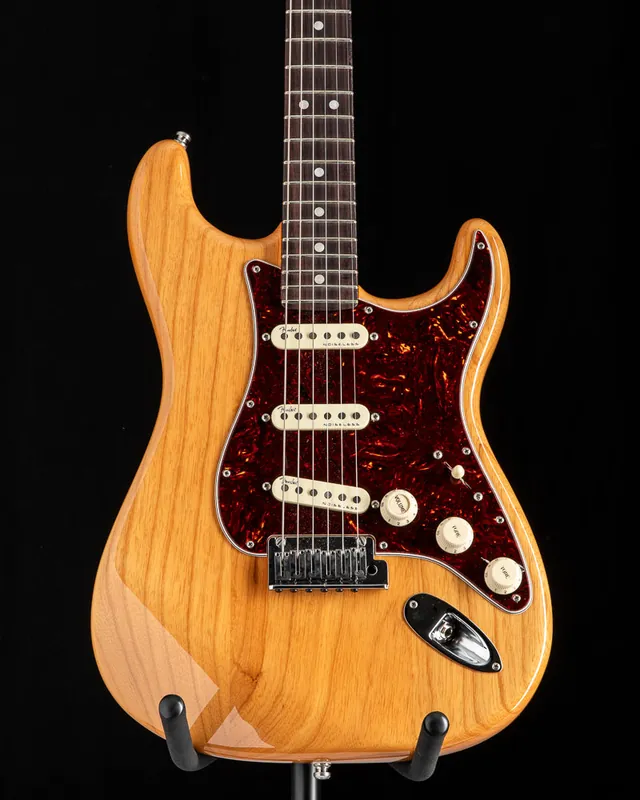 Fender American Ultra Stratocaster Cobra Blue | Blue Stratocaster Grab Now