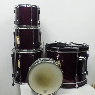 One Day Deal Used Pearl EXPORT 5 PIECE DRUM KIT WITH HARDWARE Drum Shells and Hardware Red