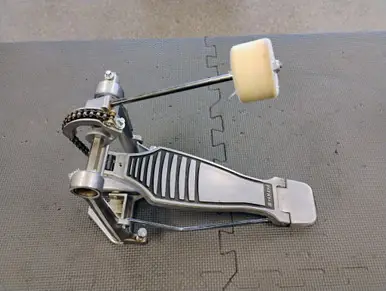 Used Yamaha SINGLE KICK PEDAL Drum Hardware Big Sale