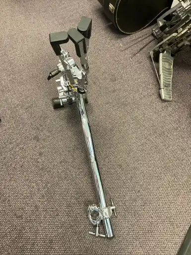 Get Yours Used LEGLESS SNARE STAND W/CLAMP Snare Stand