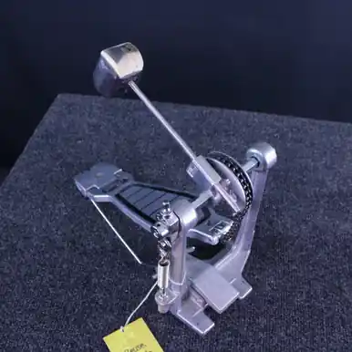 Used Pearl P-100 KICK PEDAL Kick Drum Pedal Final Sale