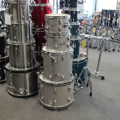 Big Sale Used Rogers HOLIDAY 4PC 1960S Vintage Drum Shell Kit Silver/Gray