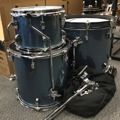 Cheap Used Ludwig BREAKBEATS 3 PIECE SHELLS BLUE SPKL Drum Shell Kit Blue