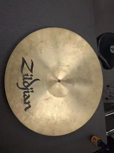 Grab Now Used Zildjian 17 ROCK CRASH Crash Cymbal 17"