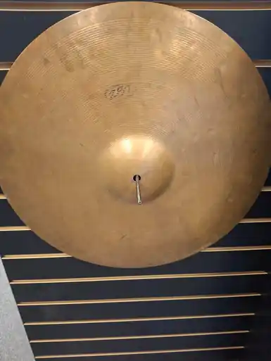 Used Zildjian 20 INCH ZBT RIDE Ride Cymbal 20" Modern