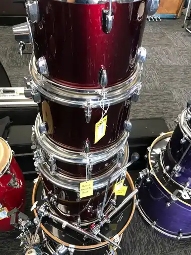 Used Yamaha RYDEEN 5 PC Drum Shells and Hardware Red Buy Today