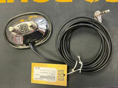 Bargain Used Fender 2 BUTTON FOOTSWITCH Accessories - Guitars