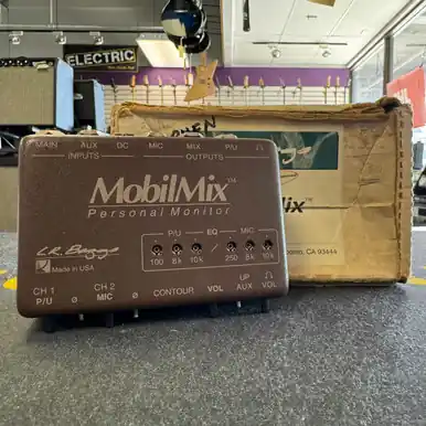 Fresh Stock Used Lr Baggs MOBILMIX MONITOR Accessories - Guitars