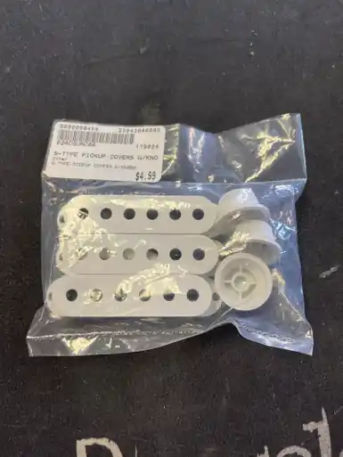 Used S-TYPE PICKUP COVERS W/KNOBS Accessories - Guitars Discount