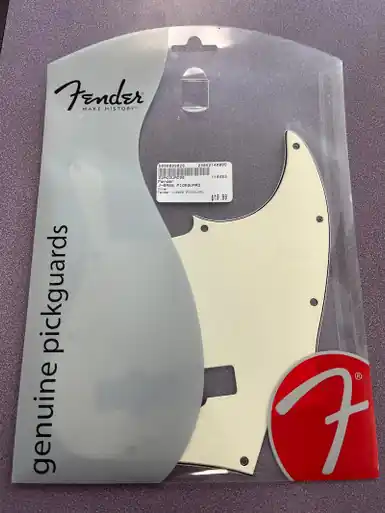Budget Used Fender J-BASS PICKGUARD Accessories - Guitars