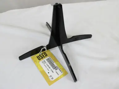 Used BASIC CLARINET STAND Accessories - Band Instruments Genuine