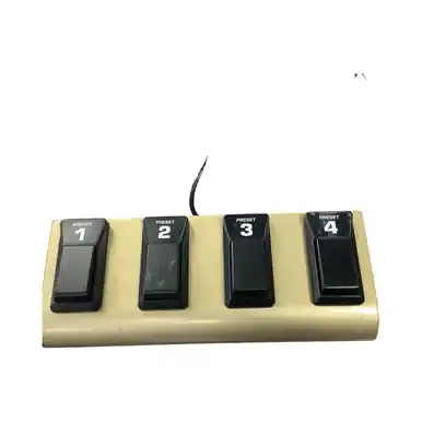 Used Behringer FS 114 FOOTSWITCH Accessories - Guitars Popular