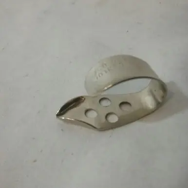 Hot Deal Used Dunlop FINGER PICK Accessories - Guitars