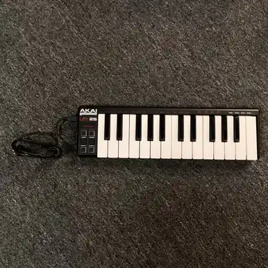 Used Akai LPK25 25-Key Controller 25-Key Professional Grade