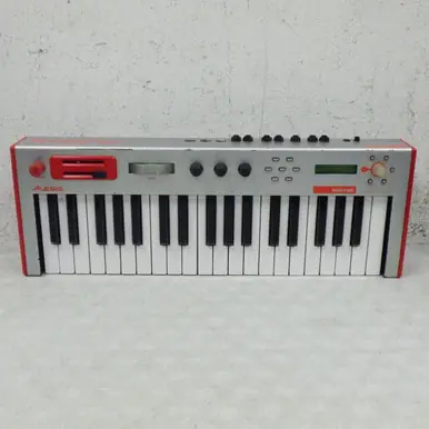 Holiday Sale Used Alesis MICRON ANALOG MODELING SYNTH WITH POWER Vintage 25-Key Synthesizer 25-Key