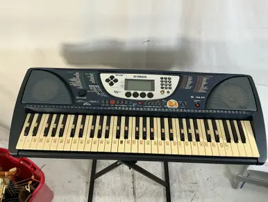 Used Yamaha PSR-270 61-Key Keyboard 61-Key Instant Buy